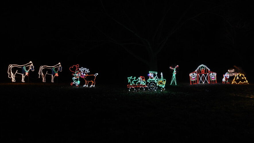 Holiday Lights at Lost Creek Reserve - Dayton Parent Magazine