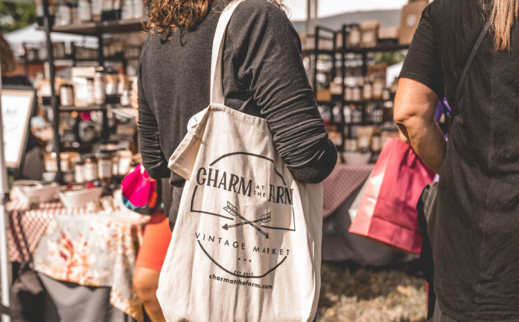 Charm at the Farm Vintage Market Returns