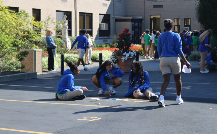  Shaping Leaders, Strengthening Community