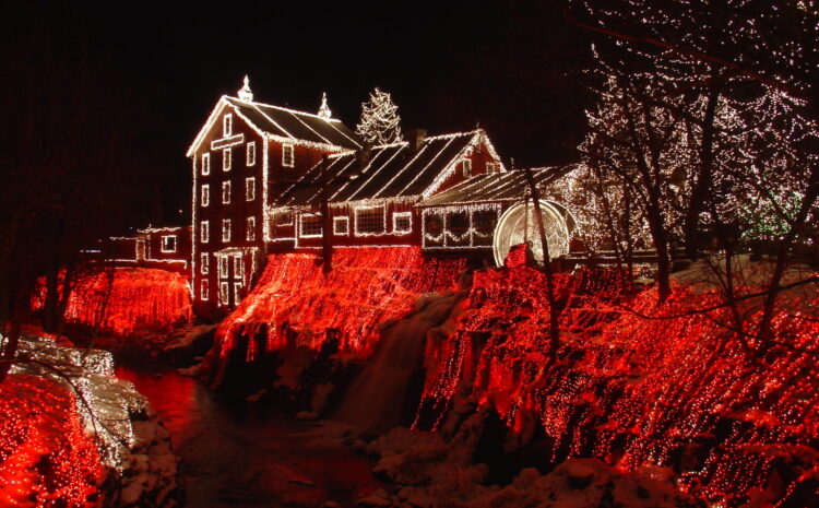  Holiday Lights at the Mill
